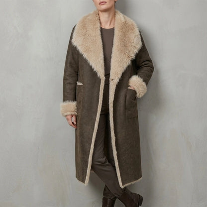 Women's Reversible Faux Shearling Coat with Textured Design – Genevieve — variant_front