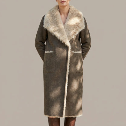 Women's Reversible Faux Shearling Coat with Textured Design – Genevieve — variant_front