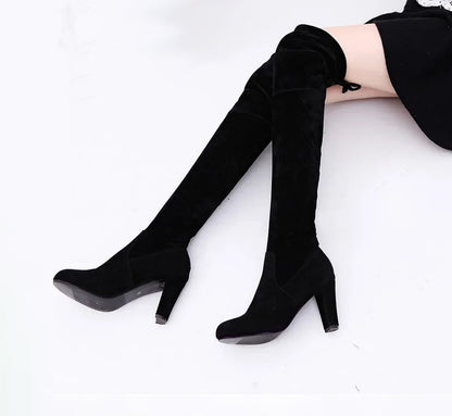 Bottes cuissardes à talons