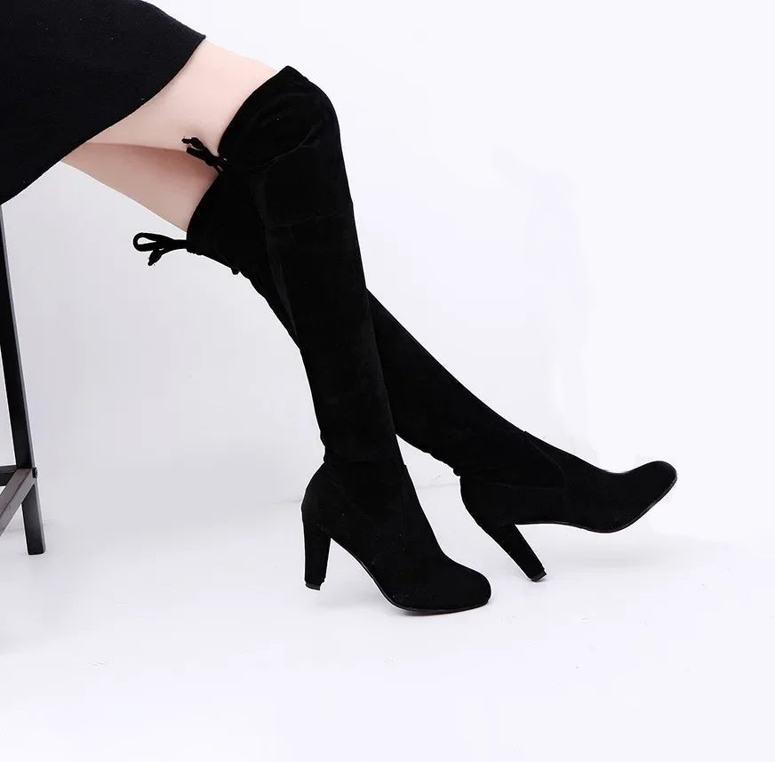 Bottes cuissardes à talons